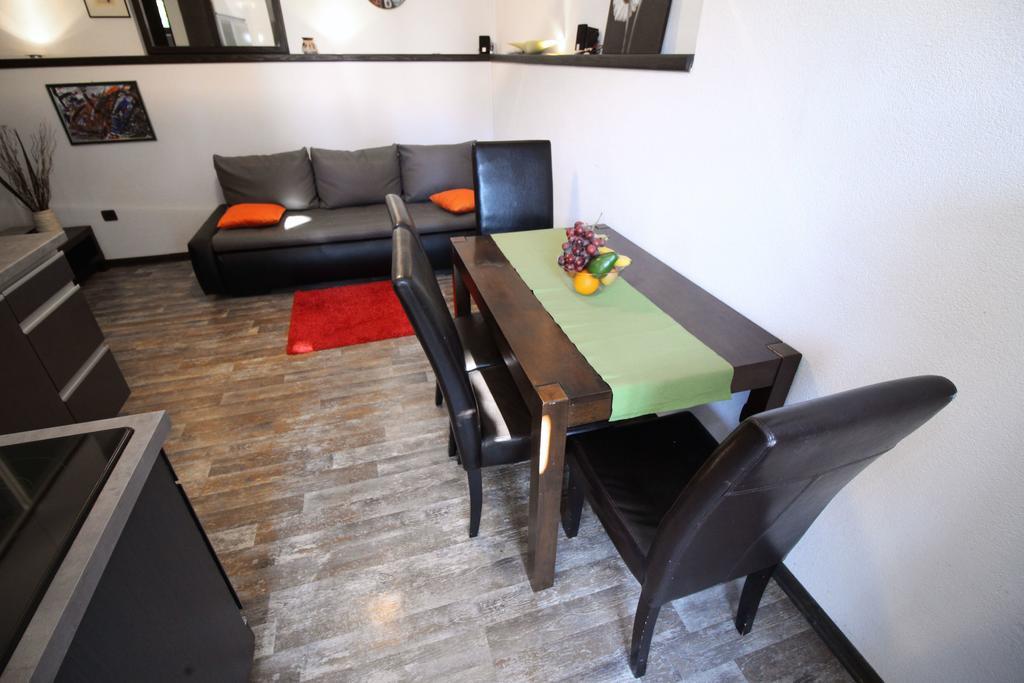 Apartments Nevija روفينج المظهر الخارجي الصورة